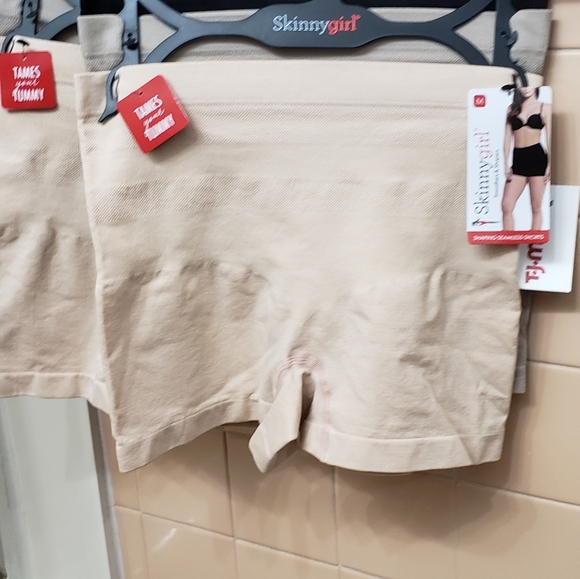 NWT Skinnygirl 3Pk Shapewear; Szs M & L. Tan/Nu/Blk; Tames Your Tummy.$35 Each. - Picture 2 of 15